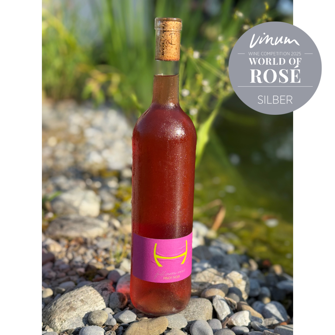 2023 full moon rosé PINOT NOIR